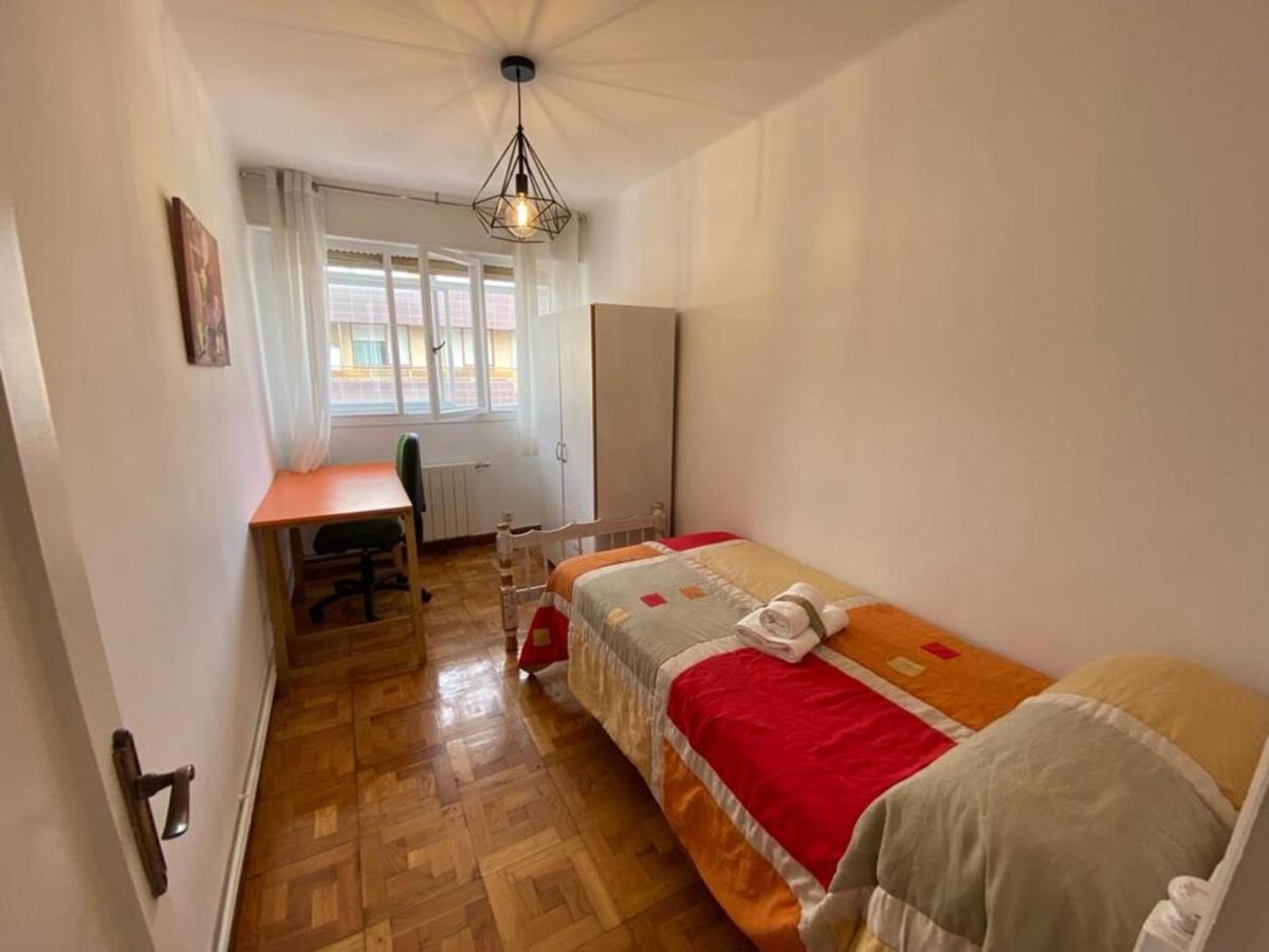 Piso Con Preciosa Galeria Y Garaje Appartement Santander Buitenkant foto